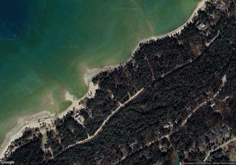 12389 Meanderline Rd, Charlevoix, MI 49720 - photo 1