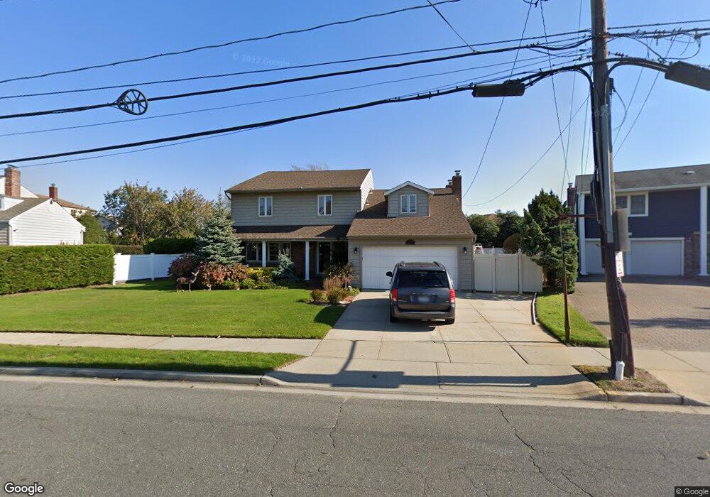 174 Greenway Rd, Lido Beach, NY 11561 - photo 1