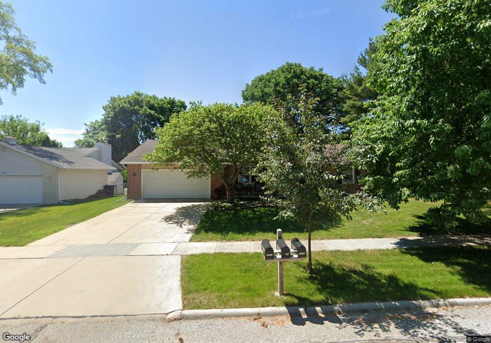 2824 Fandre Dr, Cedar Falls, IA 50613 - photo 1