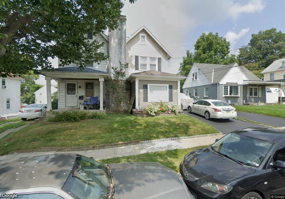 4025 Berry Ave, Drexel Hill, PA 19026 - photo 1