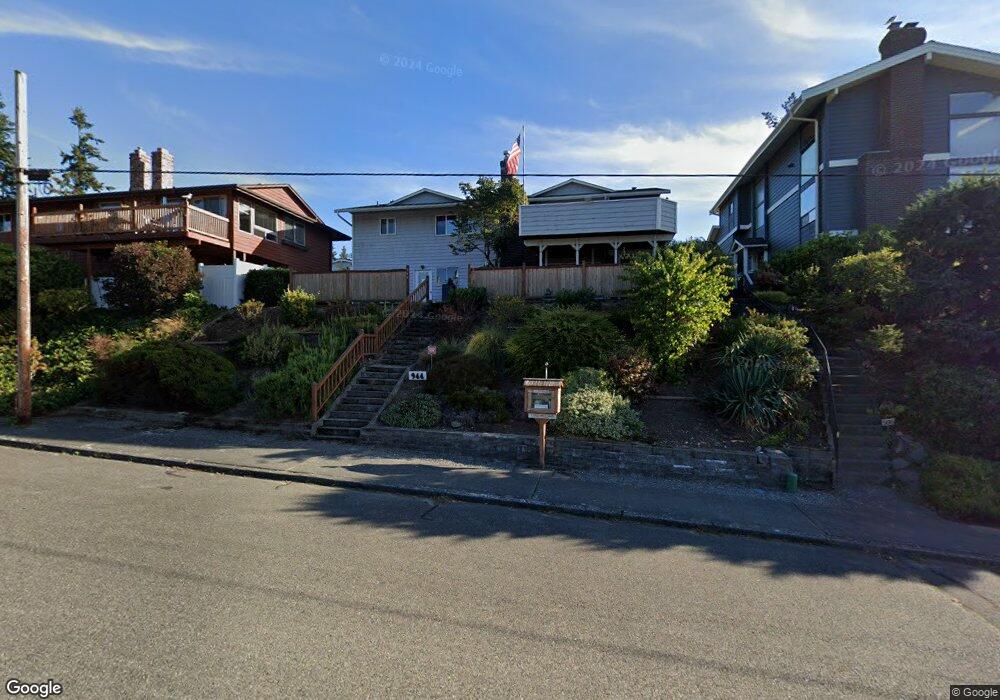 944 Maple St, Edmonds, WA 98020 - photo 1
