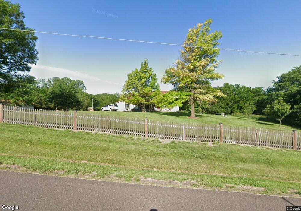 2851 SW Hodges Rd, Topeka, KS 66614 - photo 1