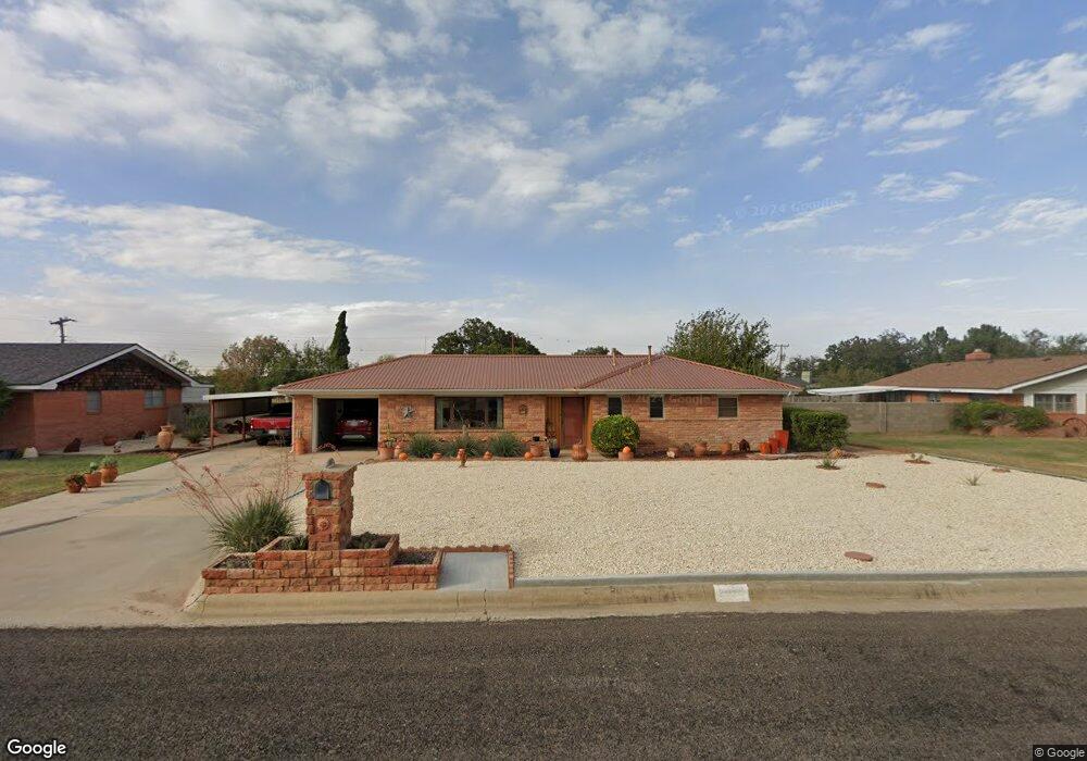 2303 Roberts Dr, Big Spring, TX 79720 - photo 1