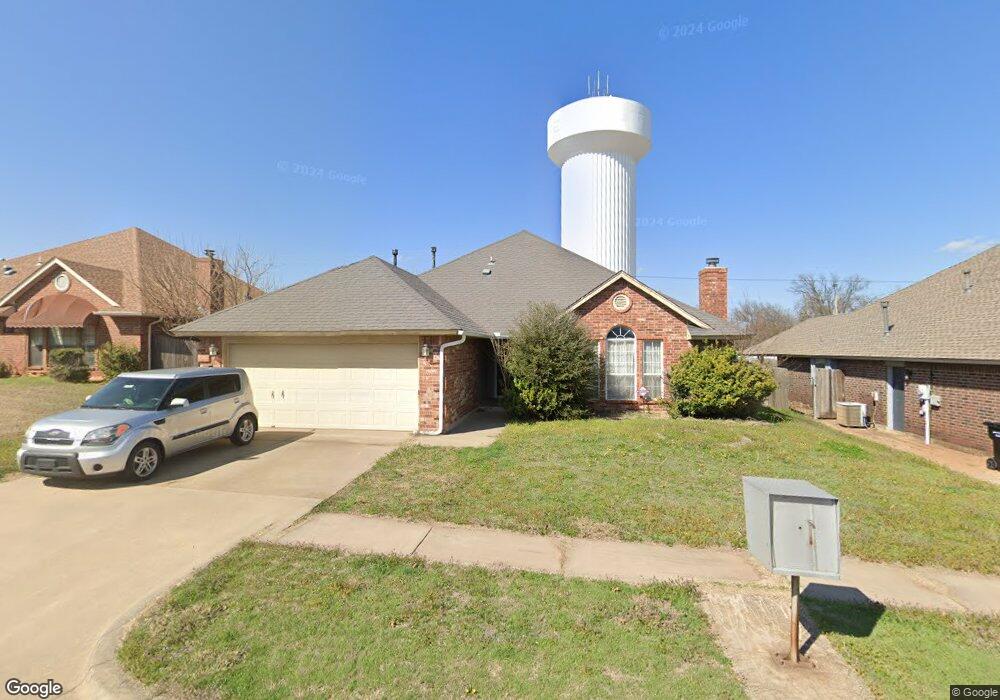 1617 NE 11th St, Moore, OK 73160 - photo 1