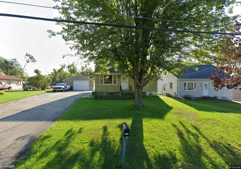 3117 Schaeffer Dr SW, Cedar Rapids, IA 52404 - photo 1