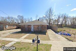 2833 Stacie Dr, Violet, LA 70092