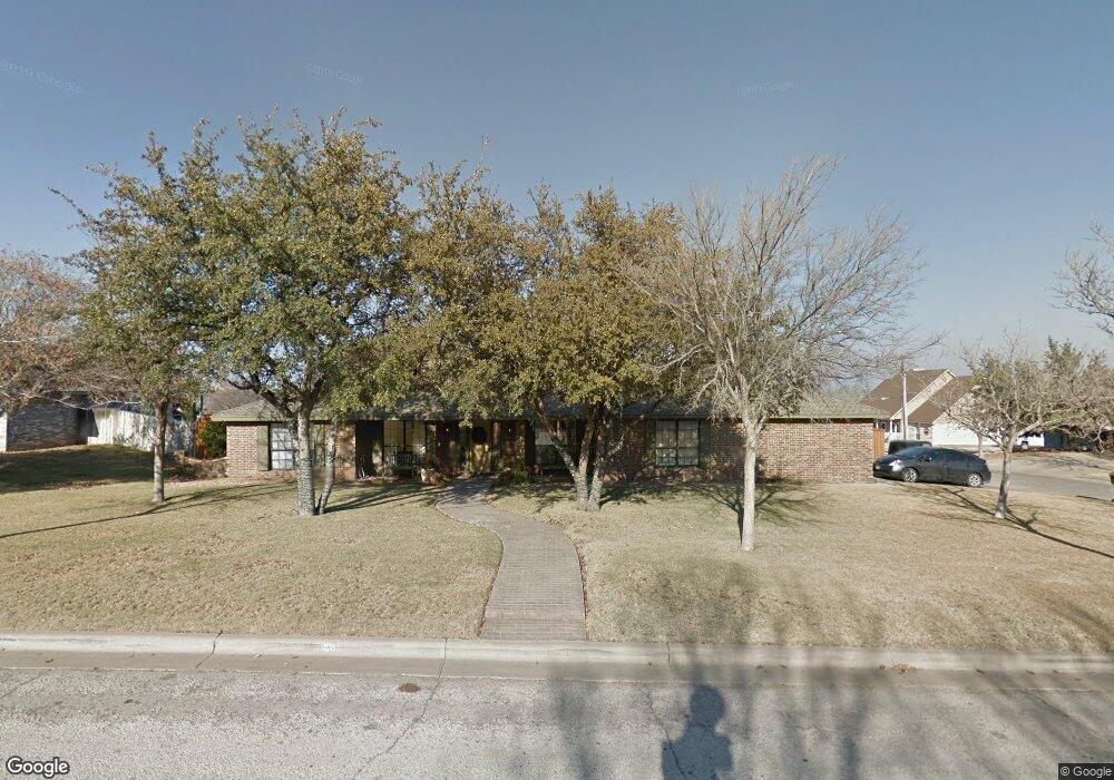 909 Highland Dr, Big Spring, TX 79720 - photo 1
