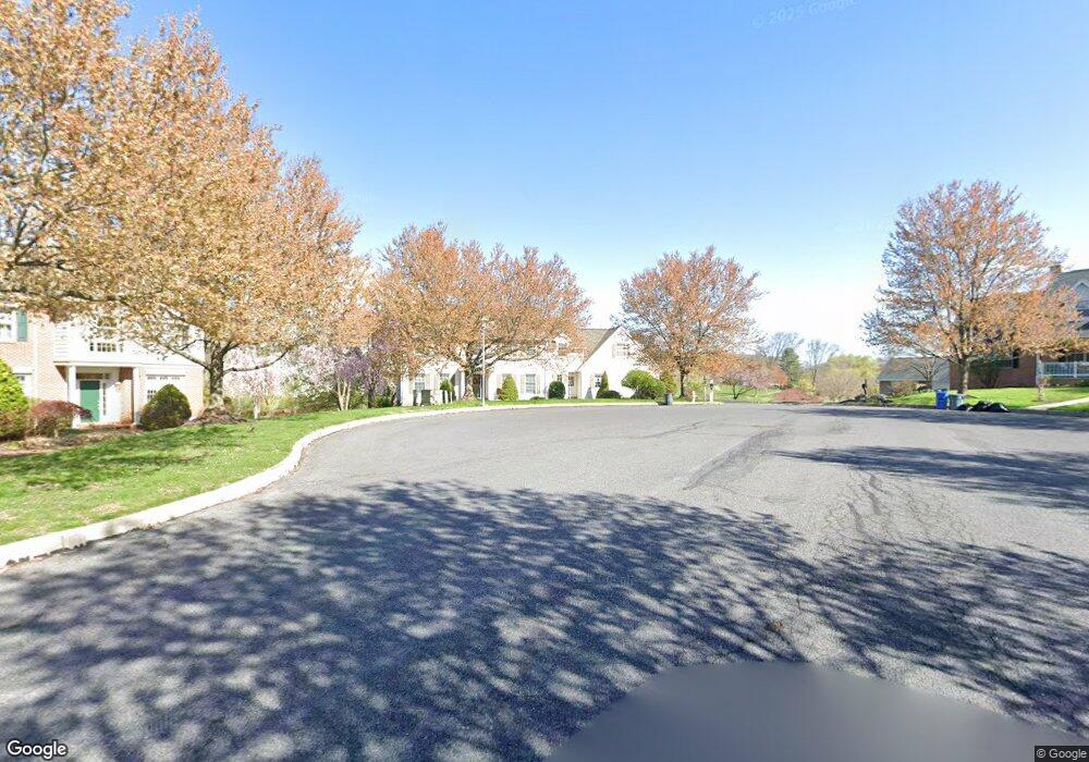 542 Acorn Ct, Reading, PA 19605 - photo 1