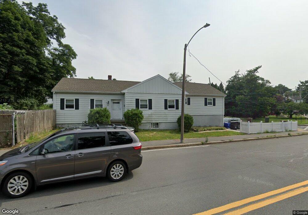 27 Squantum St, Milton, MA 02186 - photo 1