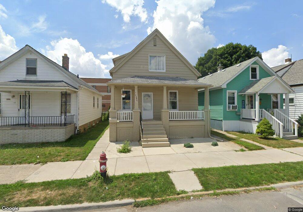 12089 Mitchell St, HamtraMcK, MI 48212 - photo 1