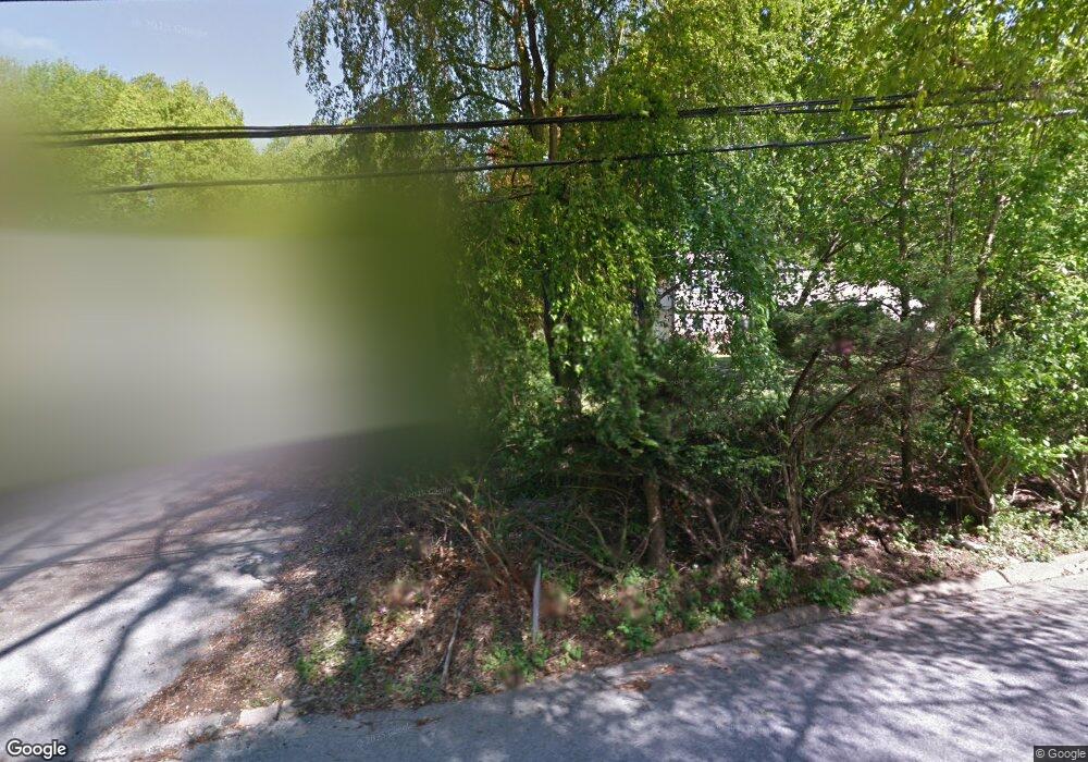 718 S Roberts Rd, Bryn Mawr, PA 19010 - photo 1