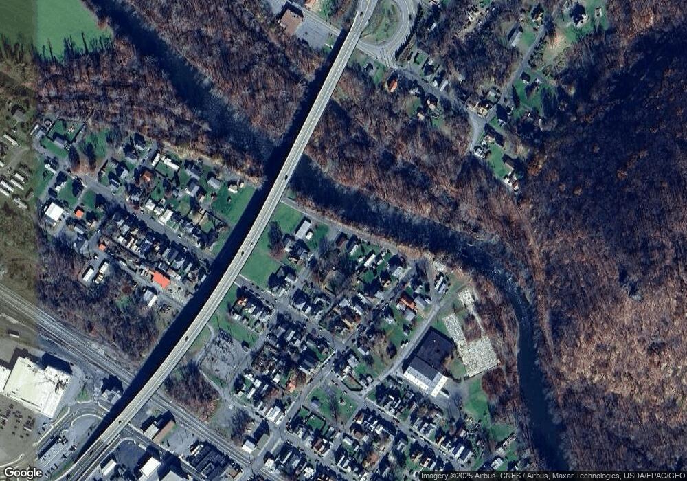 320 N Davis St, Keyser, WV 26726 - photo 1