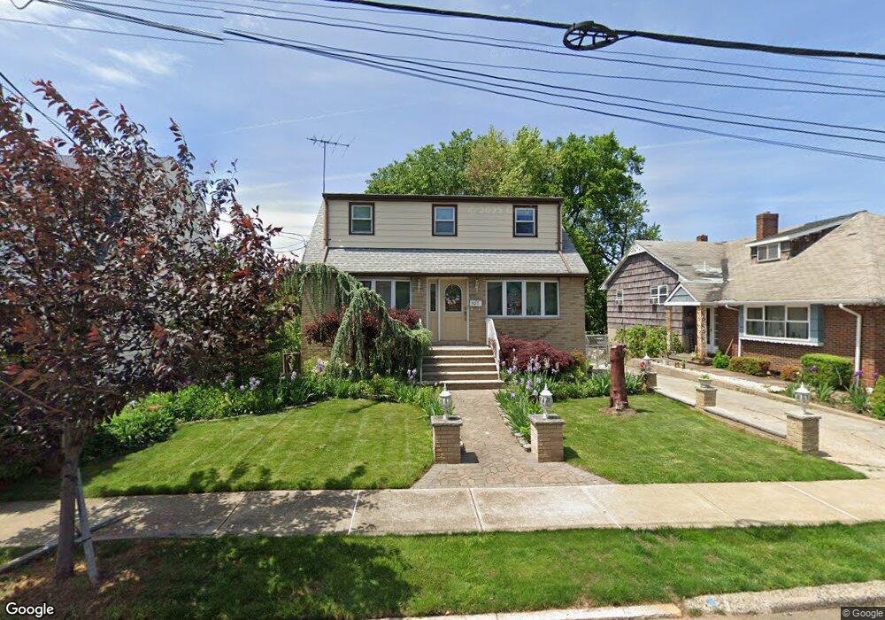 507 Collins Ave, Hasbrouck Heights, NJ 07604 - photo 1