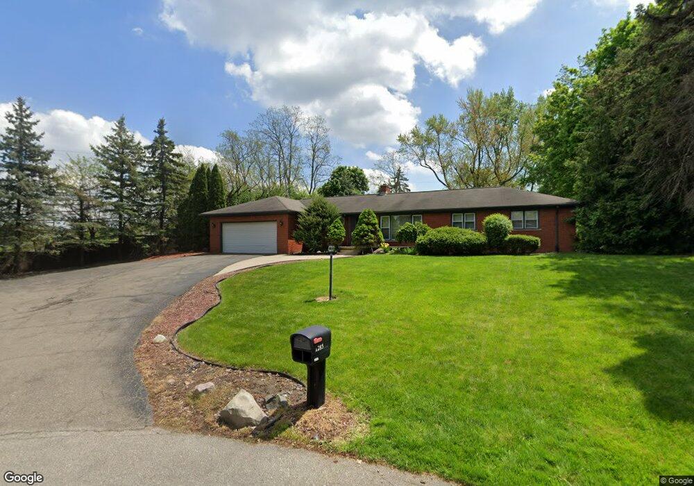 1285 Fieldway Ct, Bloomfield Hills, MI 48302 - photo 1
