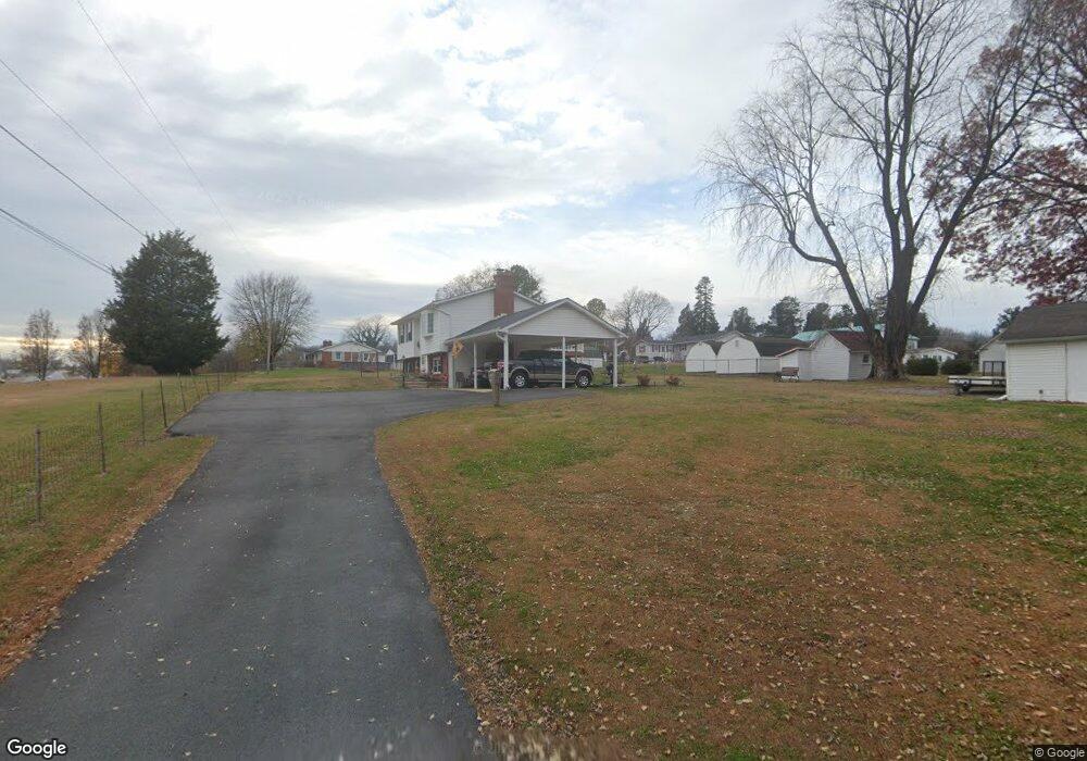 5 Cavalier Dr, Harpers Ferry, WV 25425 - photo 1