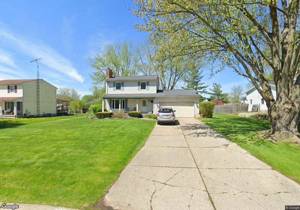 1038 Stonehenge Rd, Flint, MI 48532 - photo 1