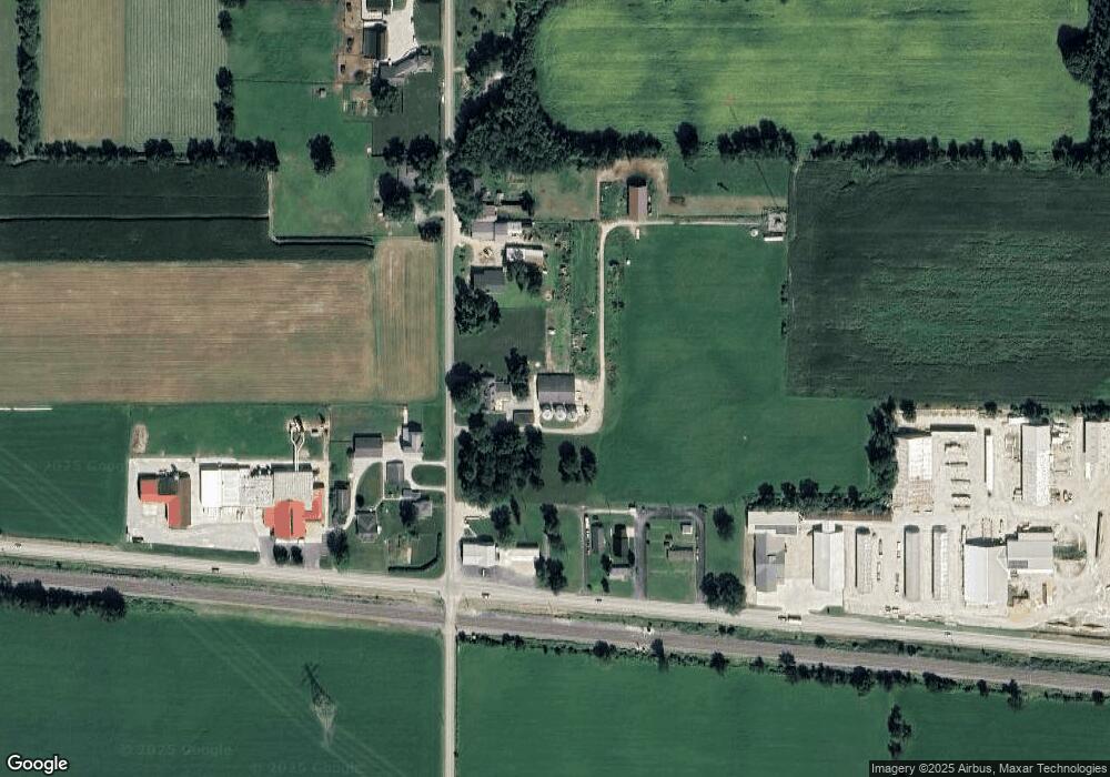 2112 Beech Rd, Nappanee, IN 46550 - photo 1