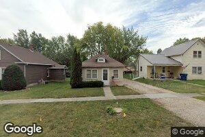 208 1st St, Manning, IA 51455