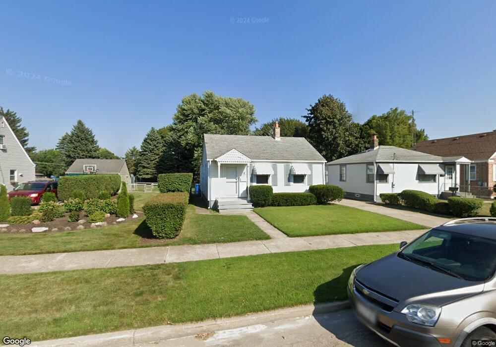 659 S Elmwood Ave, Waukegan, IL 60085 - photo 1