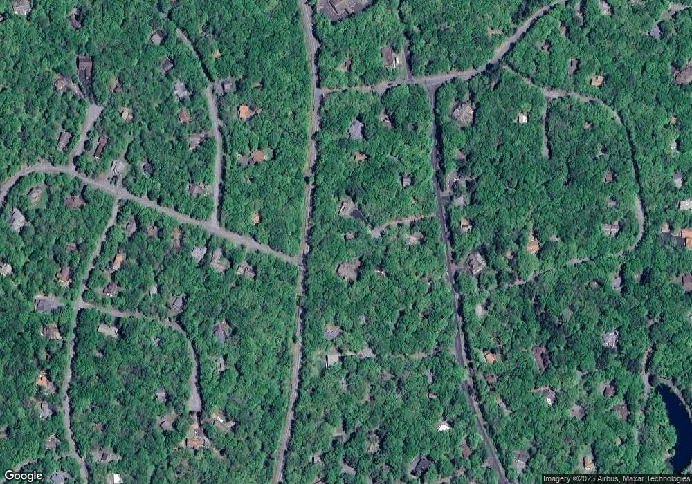 806 Wren Ct, Hawley, PA 18428 - photo 1