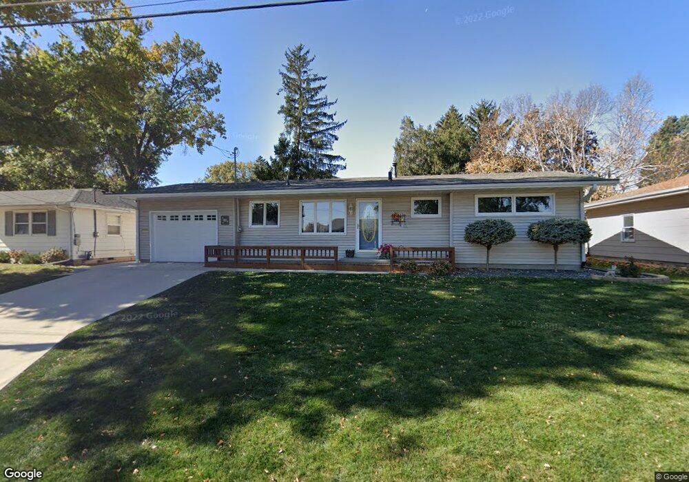 1001 E 15th St S, Newton, IA 50208 - photo 1