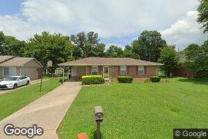 221 Clearview Ave, Bowling Green, KY 42101