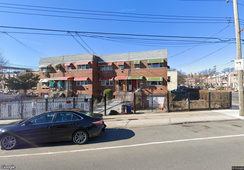 655 Soundview Ave, Bronx, NY 10473 - photo 1