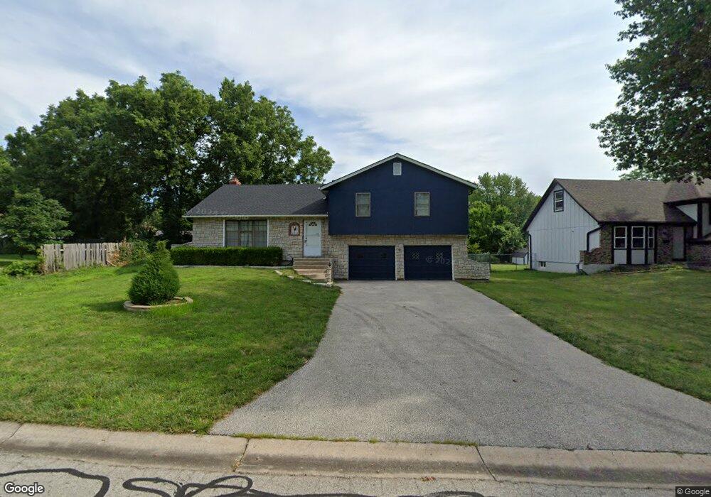 12618 W 57th St, Shawnee, KS 66216 - photo 1