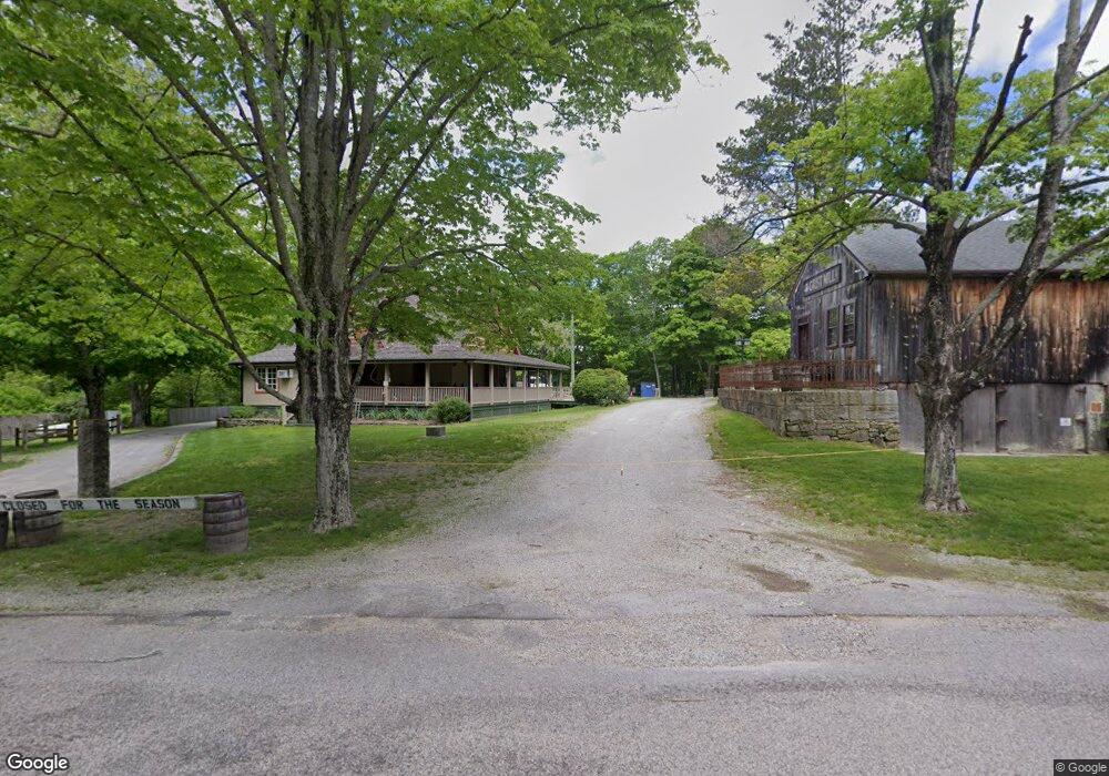 131 N Stonington Rd, Pawcatuck, CT 06379 - photo 1