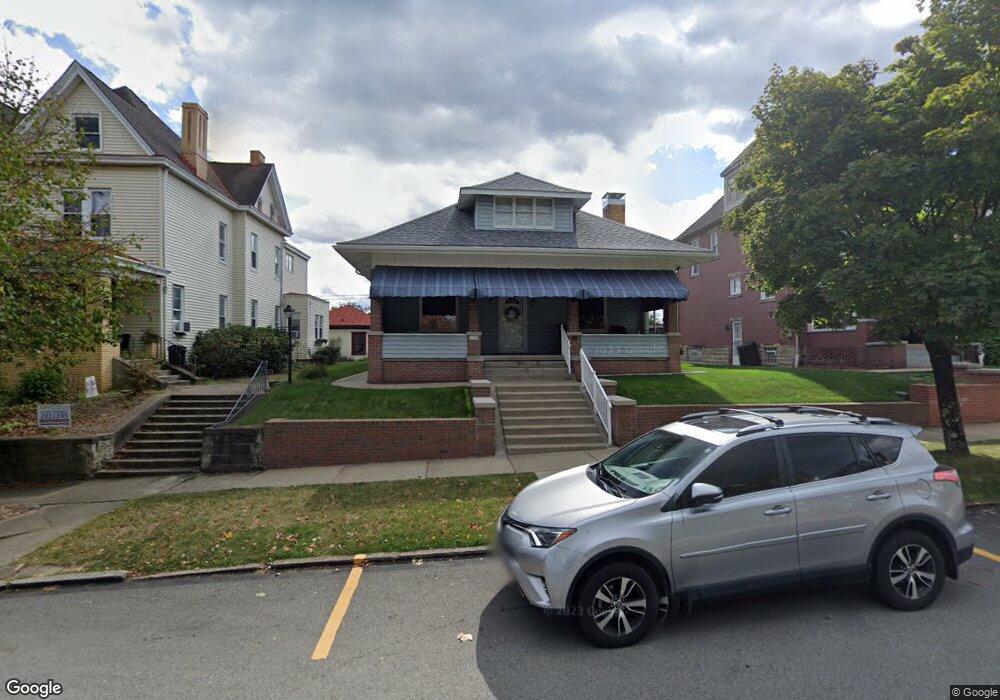 228 Franklin Ave, Vandergrift, PA 15690 - photo 1