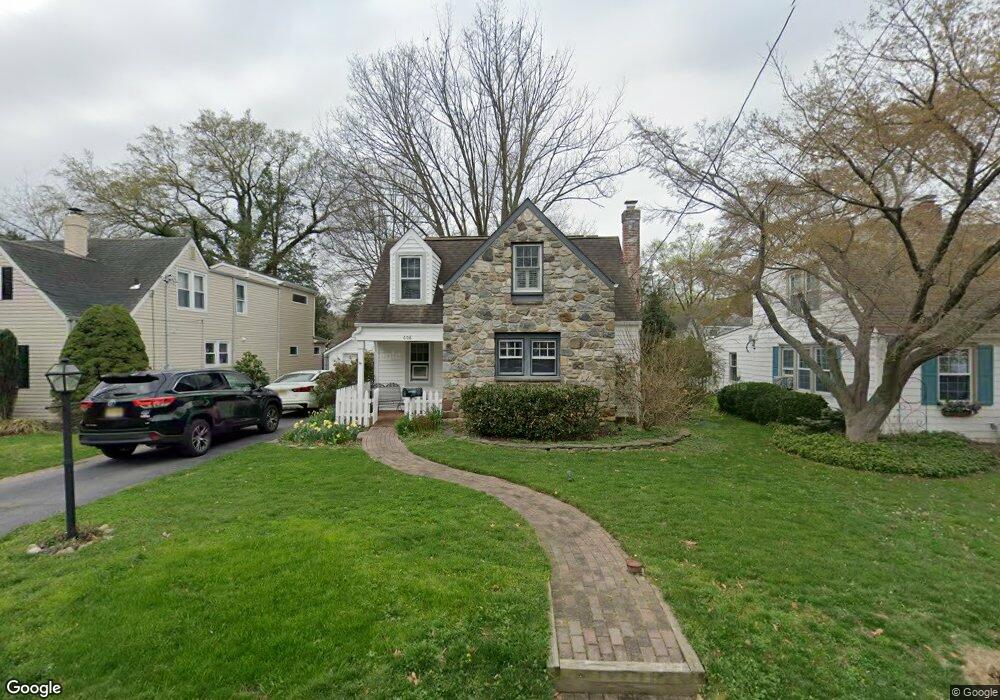 608 Maple Ct, Moorestown, NJ 08057 - photo 1