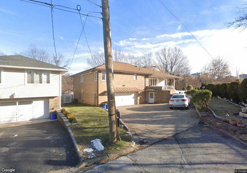 2340 Jones Rd, Fort Lee, NJ 07024 - photo 1