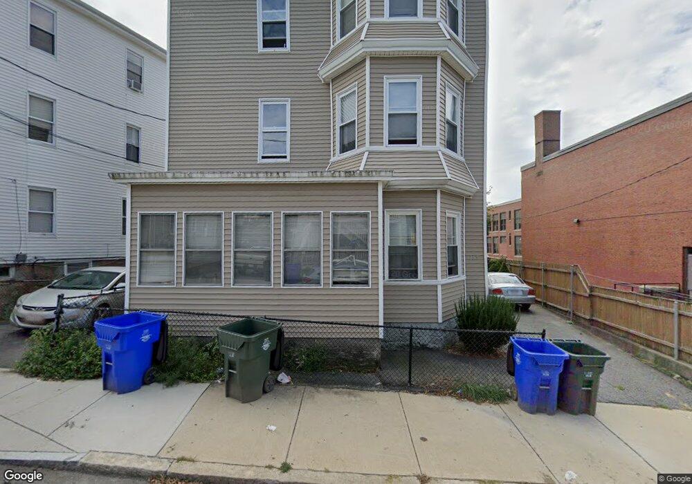 285 Hamlet St unit 1, Fall River, MA 02724 - photo 1