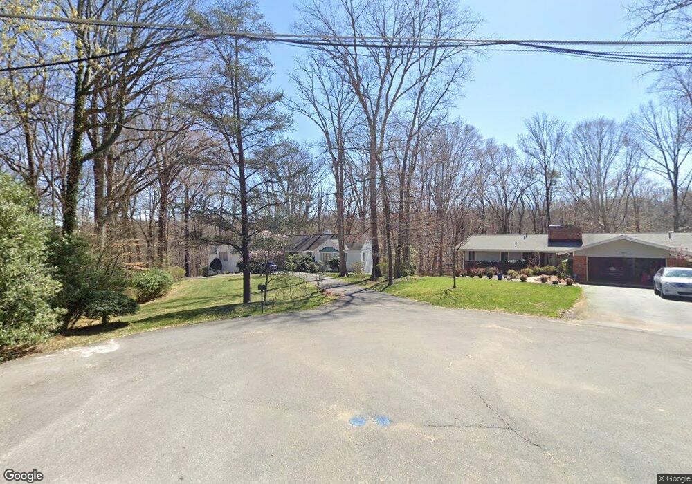 5901 Frazier Ln, McLean, VA 22101 - photo 1