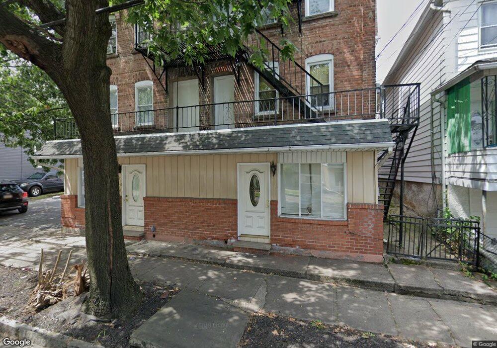 718 N Washington St, Wilkes Barre, PA 18705 - photo 1