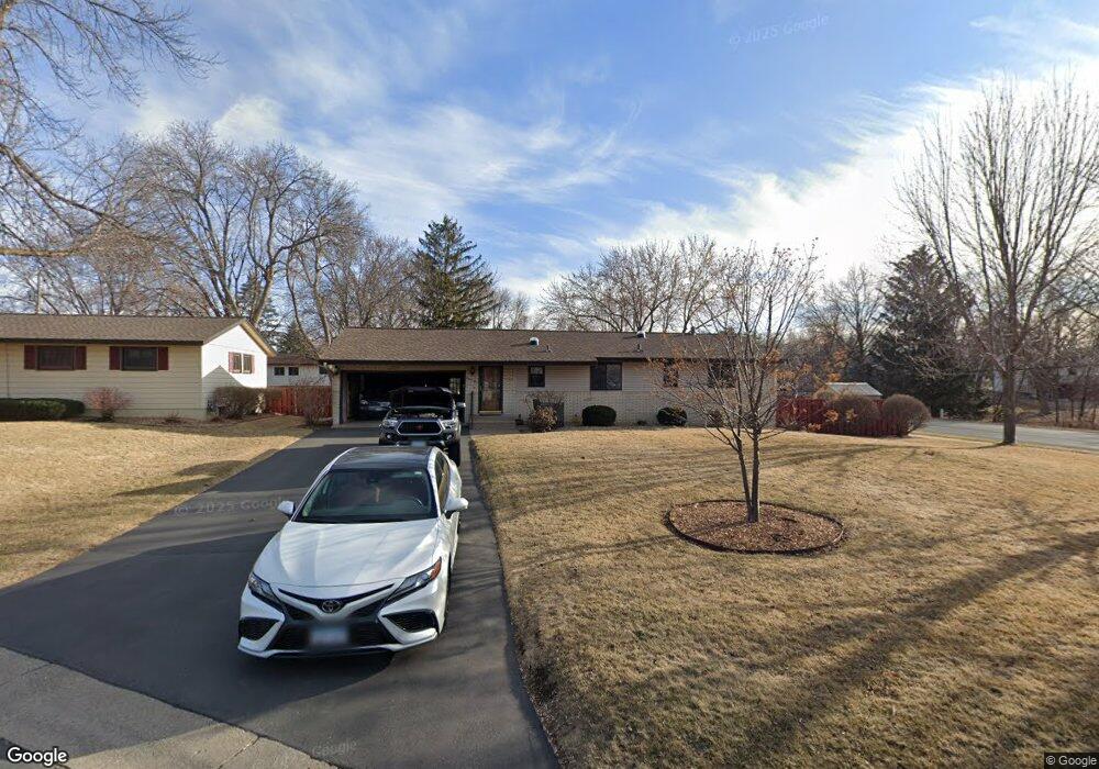 10281 Bayless Cir N, Maple Grove, MN 55369 - photo 1