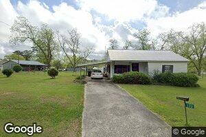 132 S Manning St, Moultrie, GA 31768