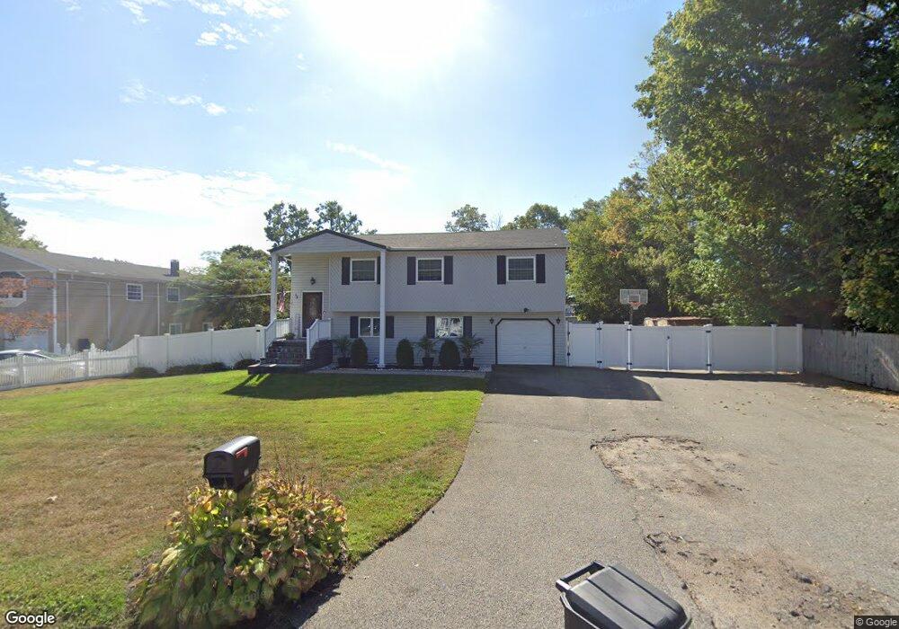 12 W Birch St, Islip, NY 11751 - photo 1