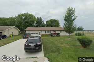 229 N Franklin St, Moweaqua, IL 62550