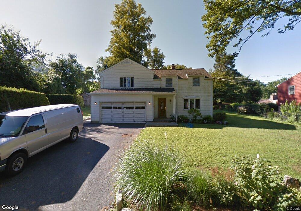 16 Kingsley Dr, Yonkers, NY 10710 - photo 1