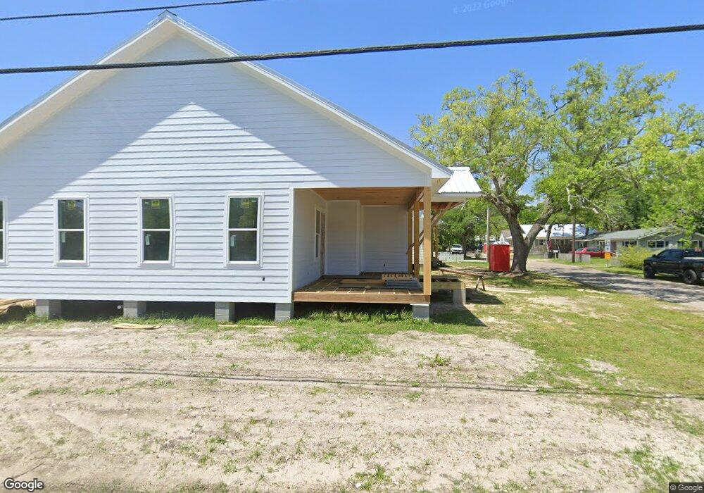 402 3rd St, Bay Saint Louis, MS 39520 - photo 1