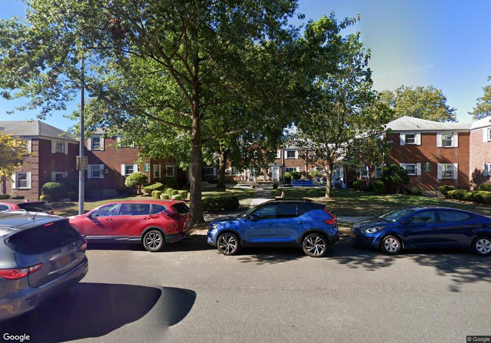 7318 263rd St, Glen Oaks, NY 11004 - photo 1