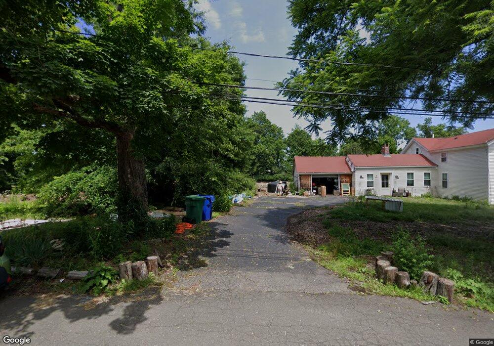 8 Nutmeg Ln, Bloomfield, CT 06002 - photo 1