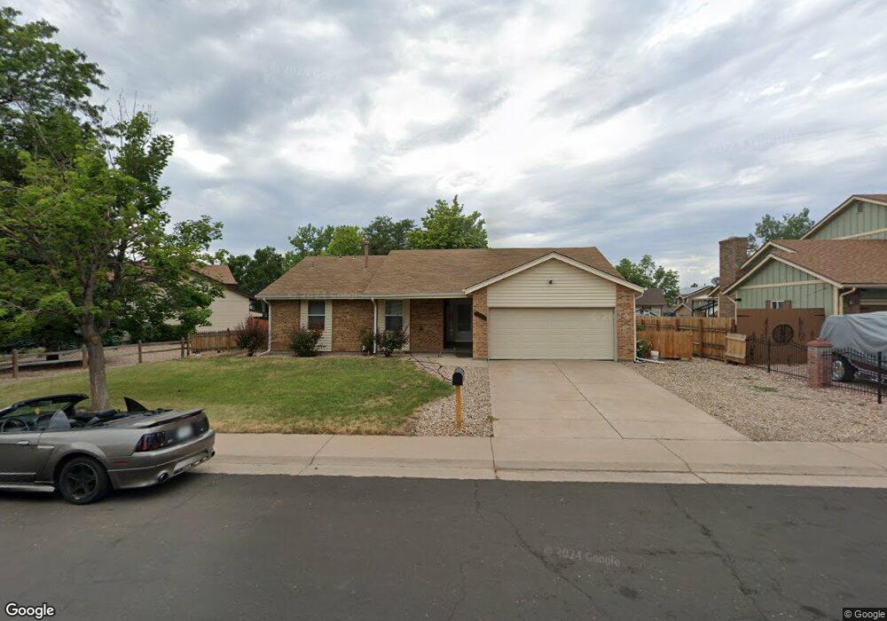 555 S Kittredge Way, Aurora, CO 80017 - photo 1