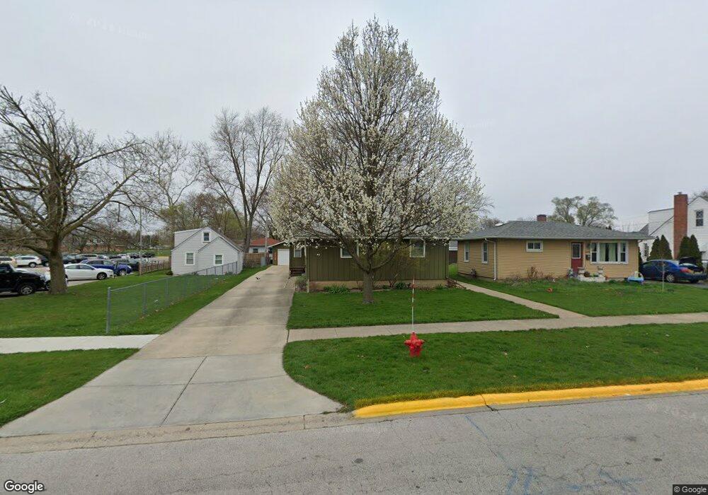 1121 Charles St, Aurora, IL 60506 - photo 1