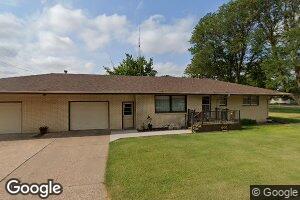 525 W 3rd St, Quinter, KS 67752