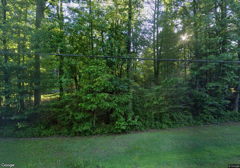 510 Minix Rd, Sharpsburg, GA 30277 - photo 1