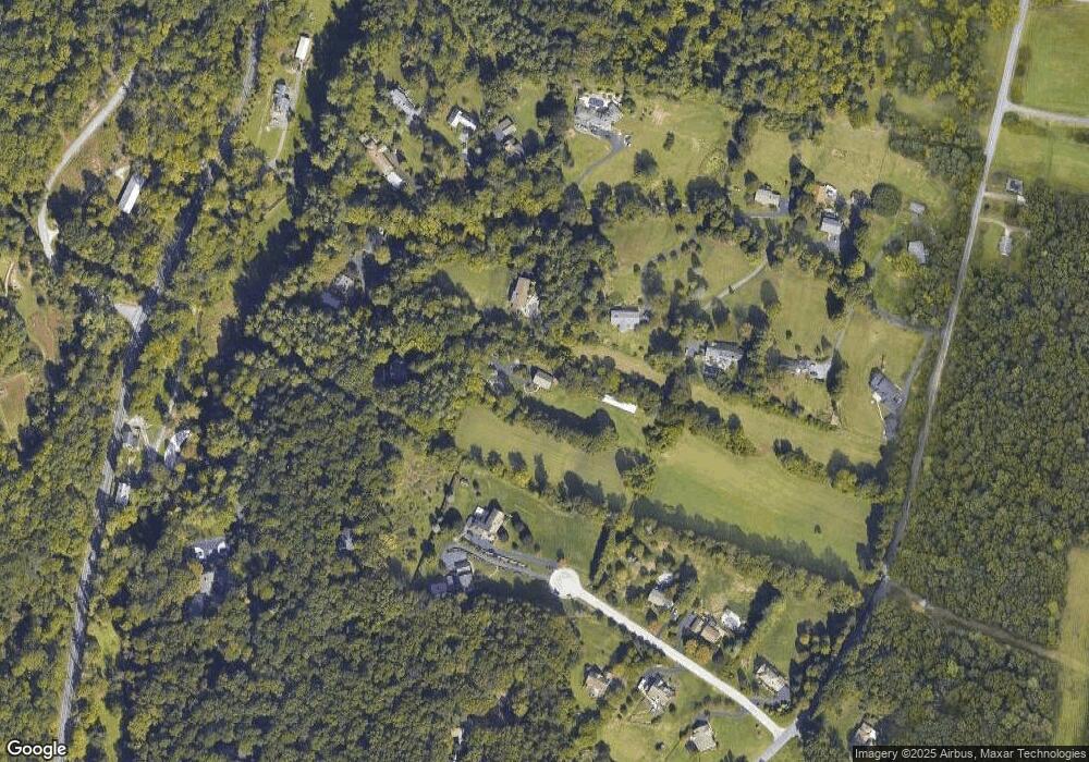 81 Meadow Glen Ln, Reading, PA 19607 - photo 1