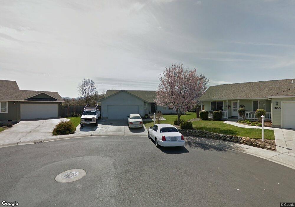 2000 Lara Ln, Central Point, OR 97502 - photo 1