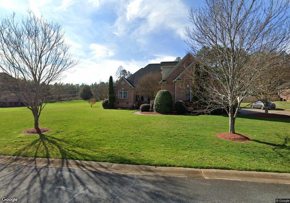 427 Crowders Bluff Ct, Clover, SC 29710 - photo 1